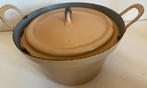 Oude vintage geëmailleerde pot/stoofpot van plaatstaal., Ophalen