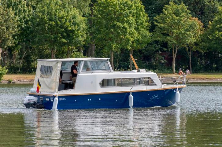 Bateau plaisance bon état, Watersport en Boten, Motorboten en Motorjachten, Gebruikt, Polyester, 6 tot 9 meter, Benzine, Buitenboordmotor