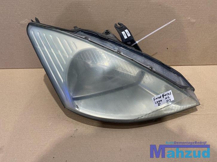 Ford focus 1 rechts koplamp, Auto-onderdelen, Verlichting, Ford, Gebruikt, Ophalen of Verzenden