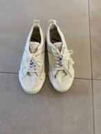 Stoffen beige sneakers Zara, Kleding | Dames, Ophalen of Verzenden, Sneakers, Gedragen, Zara