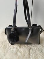 Nieuwe zwarte handtas, Handtassen en Accessoires, Tassen | Damestassen, Ophalen of Verzenden, Nieuw, Zwart, Handtas