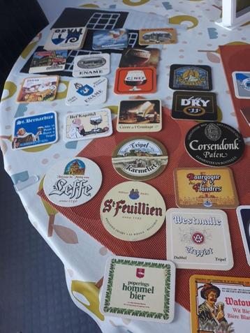 Verzameling bierkaartjes - bierviltjes - martini - frisdrank beschikbaar voor biedingen