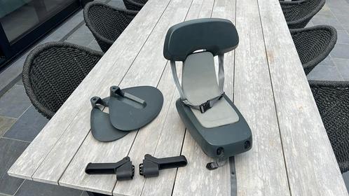 Fietsstoel grotere kinderen., Fietsen en Brommers, Fietsaccessoires | Fietsstoeltjes, Gebruikt, Achterzitje, 15 t/m 25 kg, Voetsteuntjes