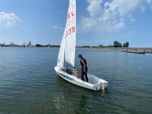 Zeilboot 420, Watersport en Boten, Open zeilboten, Gebruikt, Overige typen, 3 tot 6 meter, Polyester, Geen motor, Ophalen