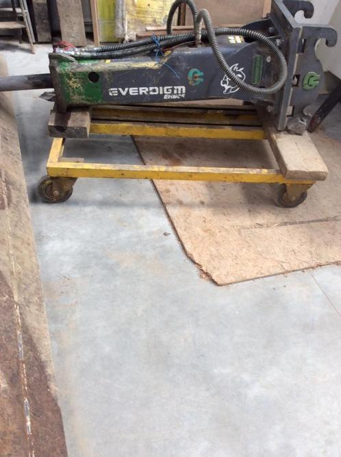 Hydraulische hamer Vetamatec cw10, Zakelijke goederen, Machines en Bouw | Kranen en Graafmachines, Graafmachine, Ophalen