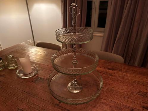 Etagère Loberon Savigna glas, Huis en Inrichting, Woonaccessoires | Etagères, Gebruikt, Ophalen