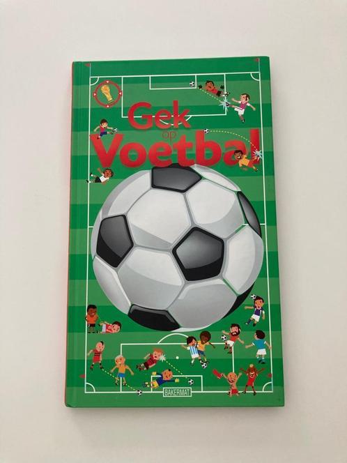 Kinderboek (vanaf 10j) “Gek op voetbal”- voetbalencyclopedie, Boeken, Kinderboeken | Jeugd | 10 tot 12 jaar, Zo goed als nieuw