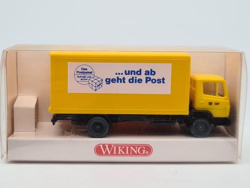 camion postal Mercedes box truck - Wiking 1/87, Hobby & Loisirs créatifs, Voitures miniatures | 1:87, Comme neuf, Bus ou Camion