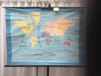 Carte scolaire rétro - Carte du monde - Carte 456, Maison & Meubles, Utilisé, Enlèvement ou Envoi