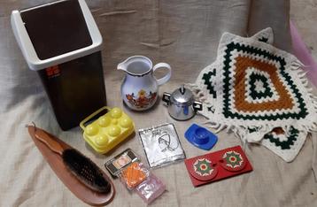 Vintage huishoudspullen beschikbaar voor biedingen
