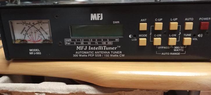 MFJ-993 Autotuner, Telecommunicatie, Zenders en Ontvangers, Gebruikt, Ophalen of Verzenden