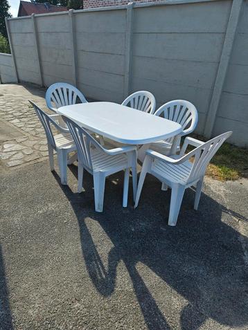 Tuinset Inclusief 1 tuintafel + 6 tuinstoelen voor 80 euro  beschikbaar voor biedingen