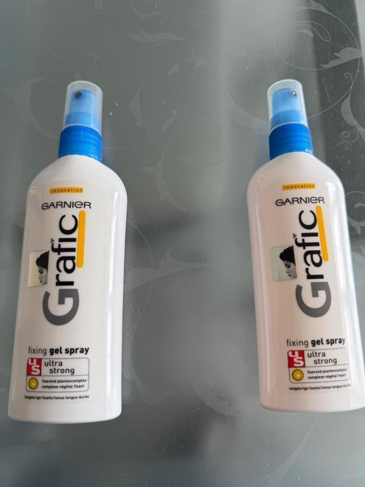 2 x Garnier Grafic hairgel spray  / prijs 2 st. Incl. verz., Handtassen en Accessoires, Uiterlijk | Haarverzorging, Nieuw, Gel, Wax, Haarlak of Mousse