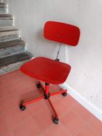 bureaustoel hout rood, Ophalen