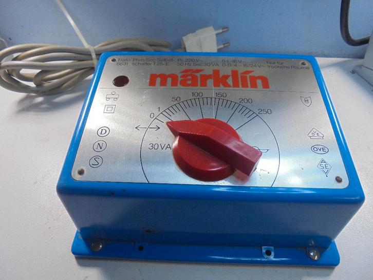 marklin 6631, Hobby en Vrije tijd, Modeltreinen | H0, Zo goed als nieuw, Transformator of Voeding, Wisselstroom, Märklin, Analoog