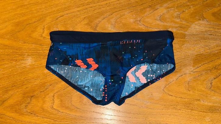 Slip de bain Nabaiji, Enfants & Bébés, Maillots de bain pour enfants, Utilisé, Maillot de bain, Maillot de bain, Taille 134, Fille