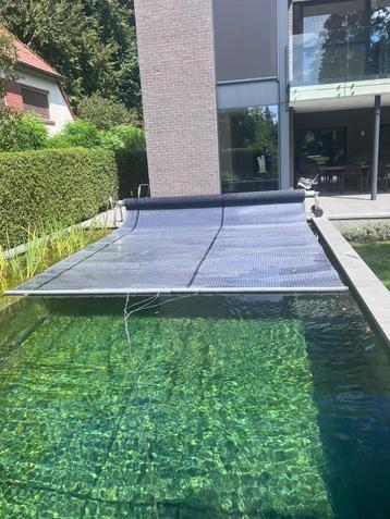 Rol zwembad zonwerend en isolerend beschikbaar voor biedingen