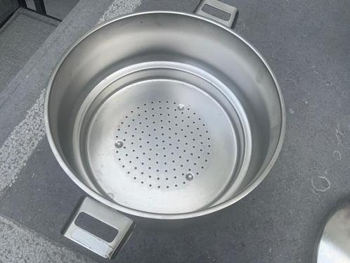 Stoom inzet demeyere met deksel H13cm diam 26 cm, Huis en Inrichting, Keuken | Potten en Pannen, Zo goed als nieuw, Overige typen