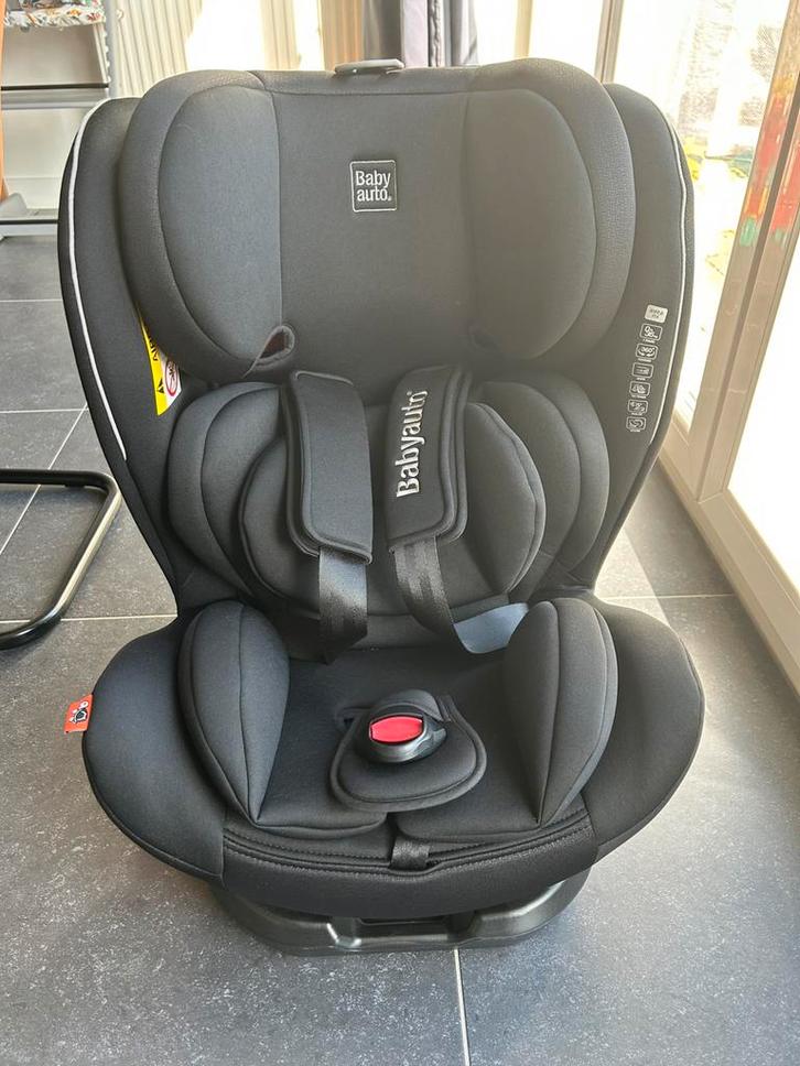 Autostoel BabyAuto Biro D-Fix, Kinderen en Baby's, Autostoeltjes, Zo goed als nieuw, Overige merken, 9 t/m 36 kg, Autogordel of Isofix