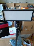 viltrox licht plus statief en reserve batterij, Audio, Tv en Foto, Ophalen, Zo goed als nieuw, Lamp of Flitsset