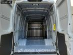 Iveco Daily 35C21 2025 model! 210PK Automaat Dubbellucht LED, Auto's, Stof, Euro 6, 4 cilinders, Iveco