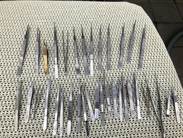 PARTIJ van 35 x anatomische pincet beschikbaar voor biedingen