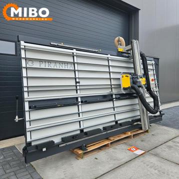 HARWI Platenzaag wandzaag 3300 x 1550mm ** zaagmachine beschikbaar voor biedingen