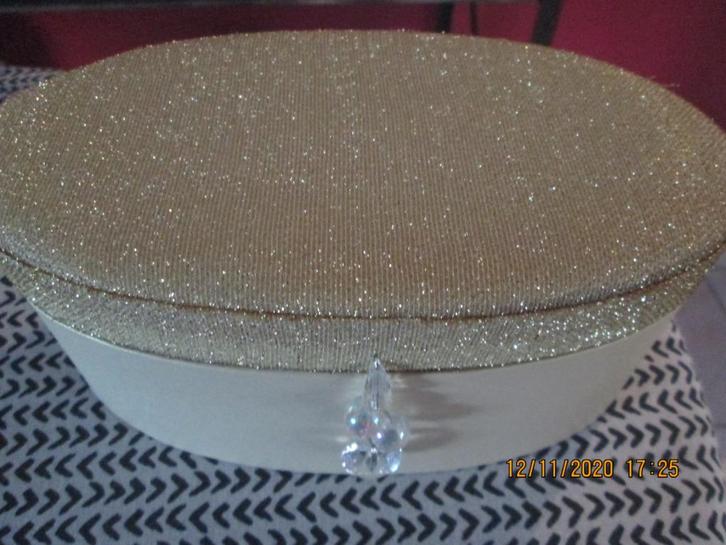 Boîte à bijoux ou objets personnels, Handtassen en Accessoires, Beautycases, Nieuw, Hardcase, Beige, Ophalen of Verzenden