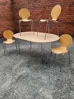 Eetkamertafel met 4 stoelen Scandinavische design, Huis en Inrichting, Tafels | Eettafels, Ophalen of Verzenden, Zo goed als nieuw