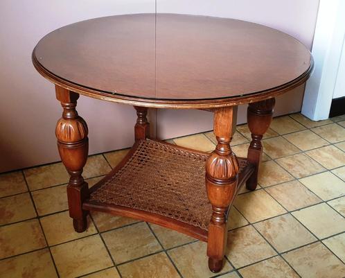 Ronde en lage woonkamertafel in Donker Eiken met glas, Huis en Inrichting, Tafels | Salontafels, Gebruikt, 50 tot 75 cm, 50 tot 100 cm