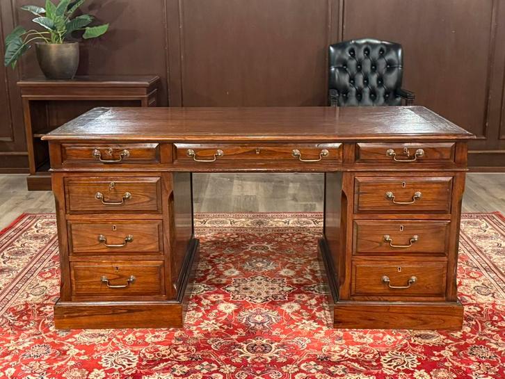 Klassiek Engels bureau #485, Huis en Inrichting, Bureaus, Zo goed als nieuw, Bureau, Ophalen of Verzenden