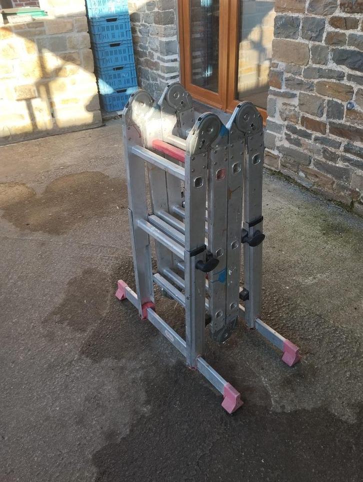 Echelle pliante Altrex Varitrex All in on, Bricolage & Construction, Échelles & Escaliers, Utilisé, Échelle, 2 à 4 mètres, Pliable ou rétractable/escamotable