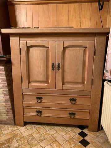 Armoire en chêne