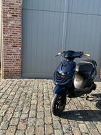 Piaggio zip, Fietsen en Brommers, Ophalen, Zip, Klasse A (25 km/u), Zo goed als nieuw
