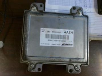 Boitier moteur OPEL CORSA E8355580499 (695)