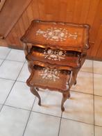 Vintage bijzettafels, Huis en Inrichting, Ophalen, Gebruikt, Hout