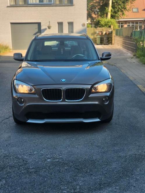 BMW X1 Gekeurd voor verkoop met carpass en roze formulier, Auto's, BMW, Particulier, X1, 360° camera, Achteruitrijcamera, Android Auto
