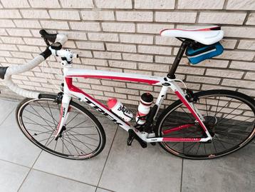 Racefiets Trek Domane 2.3 maat 58 beschikbaar voor biedingen