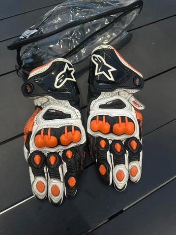 KTM Originele racehandschoenen beschikbaar voor biedingen