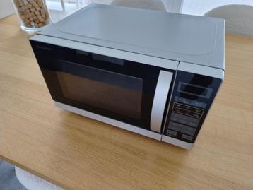 Sharp Magnetron met Grill🔥800 W🔥20 L🔥 beschikbaar voor biedingen