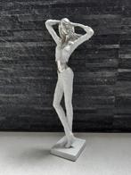 Statue de jeune fille blanche et argentée, Comme neuf, Humain, Enlèvement ou Envoi