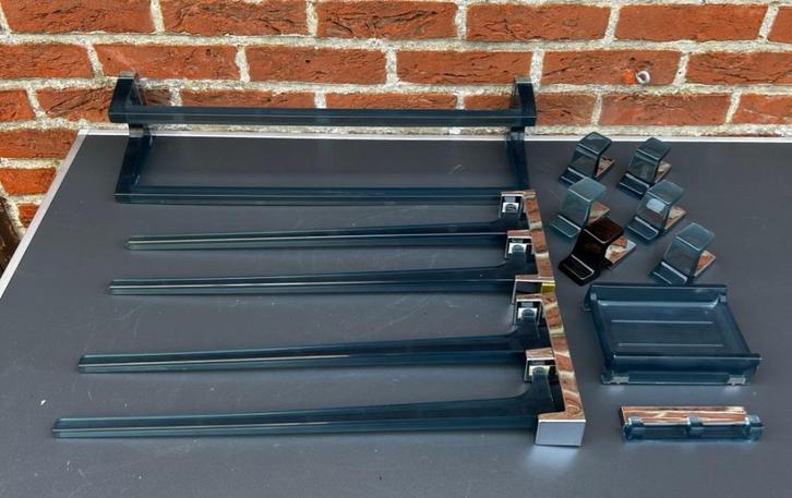 SET/12 accessoires de salle de bain ALLIBERT des années 1970, Maison & Meubles, Salle de bain | Linge de bain & Accessoires, Utilisé