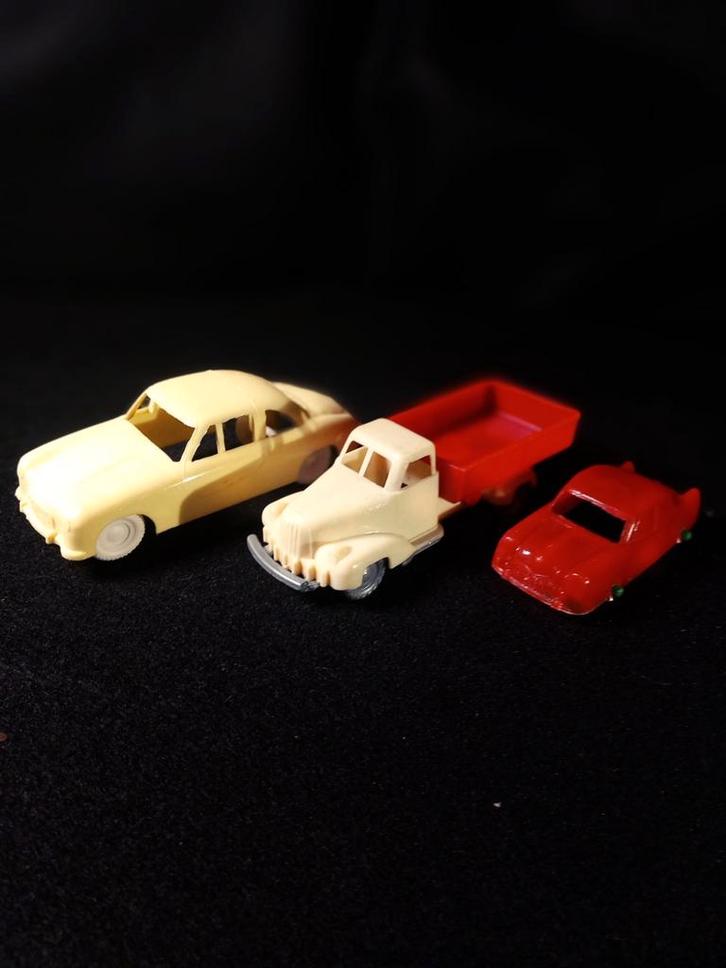 3 vroege West-Duitse kunststof modelauto’s (jaren ’50-’60), Hobby en Vrije tijd, Modelauto's | 1:50, Gebruikt, Ophalen of Verzenden