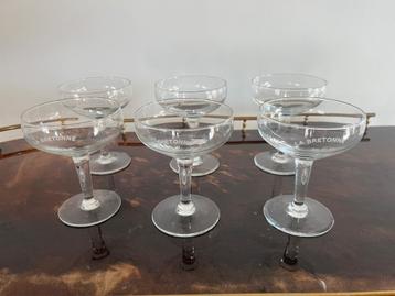 6 vintage champagneglazen La Bretonne jaren 50 beschikbaar voor biedingen