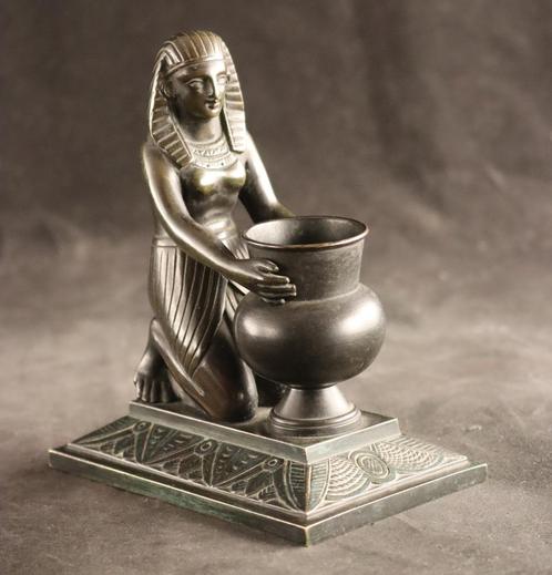 Antieke bronzen vestahouder, Antiek en Kunst, Kunst | Beelden en Houtsnijwerken, Verzenden
