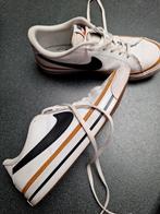 nike schoenen maat 39, Kleding | Heren, Schoenen, Ophalen of Verzenden, Gedragen