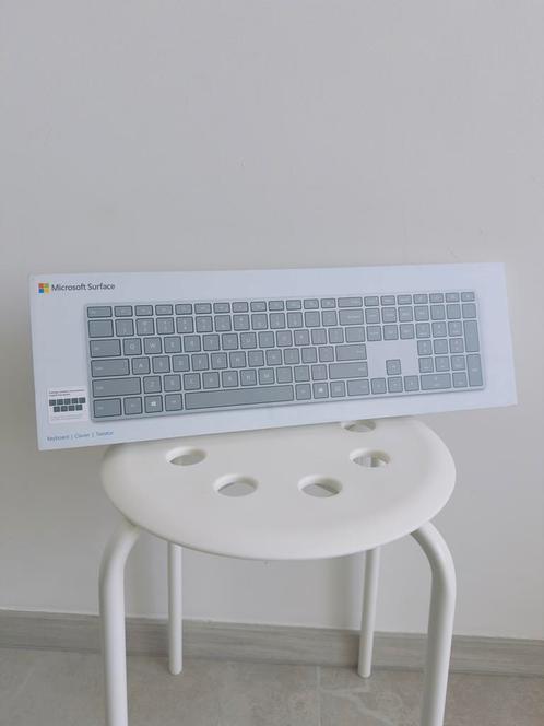 Microsoft Surface Keyboard, Computers en Software, Toetsenborden, Zo goed als nieuw, Qwerty, Draadloos, Ophalen