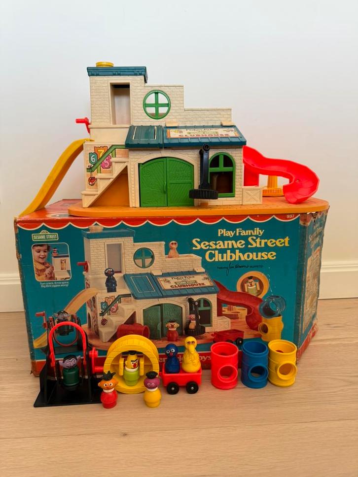 Sesame Street Clubhouse fisher price vintage #937, Kinderen en Baby's, Speelgoed | Fisher-Price, Zo goed als nieuw, Speelset, Ophalen of Verzenden