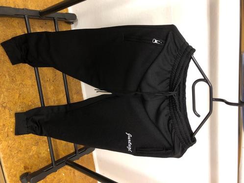 Nieuwe trainingsbroek Jartazi  met sluitbare zijzakken, Sport en Fitness, Voetbal, Nieuw, Broek, Ophalen