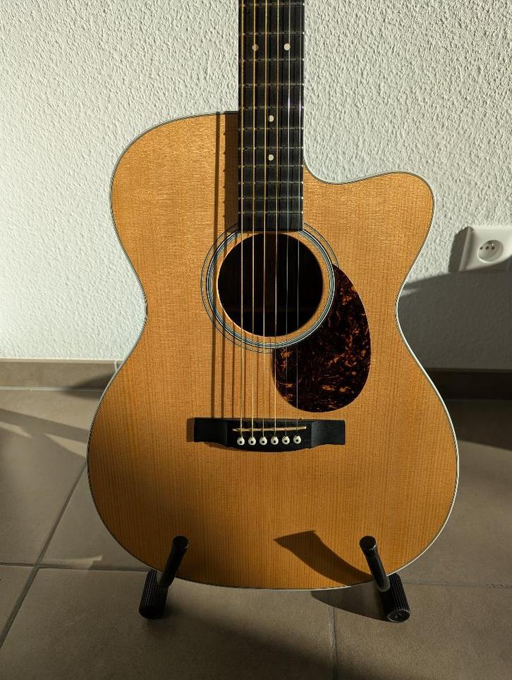 Martin OMCPA4 — Palissandre massif/épicéa de Sitka, Musique & Instruments, Instruments à corde | Guitares | Acoustiques, Comme neuf